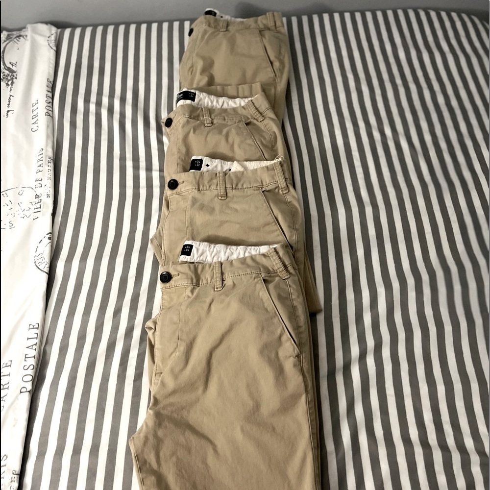 Hollister Skinny Pants.